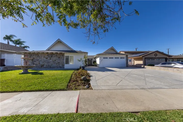 135 N Laurie Ann, Anaheim Hills, California 92807