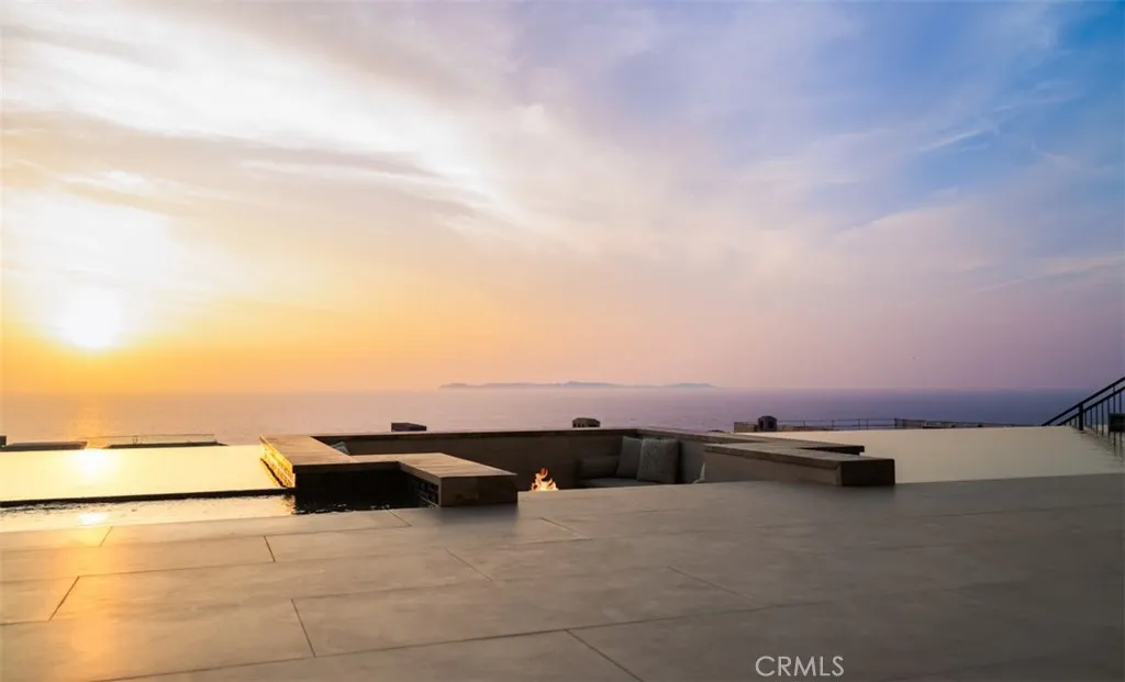 7 Pacific Wave, Dana Point, California 92629 home-pic-1