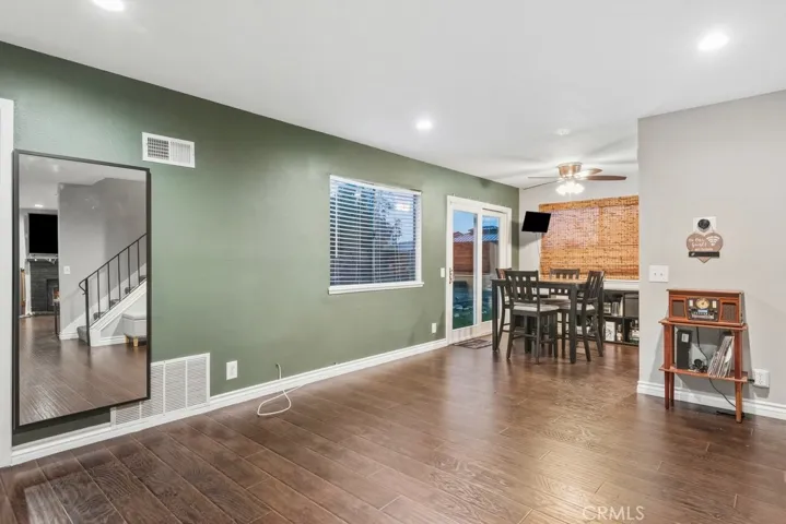 877 N Quince Avenue, Rialto, California 92376