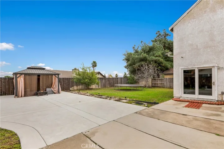 877 N Quince Avenue, Rialto, California 92376