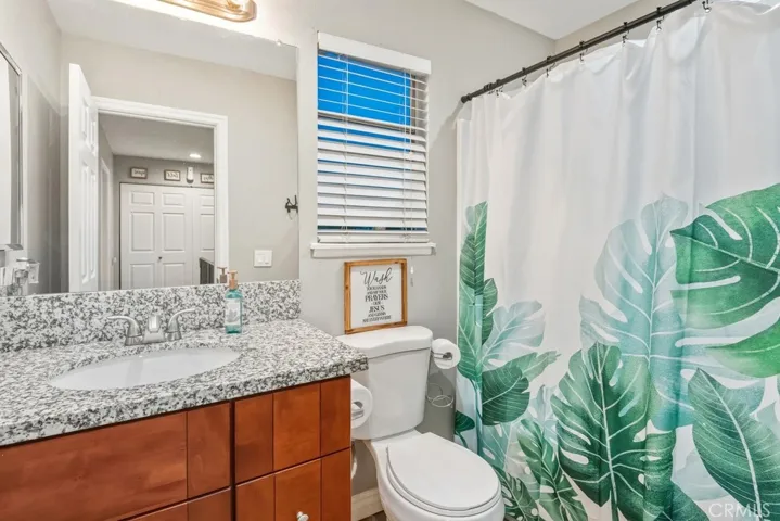 877 N Quince Avenue, Rialto, California 92376