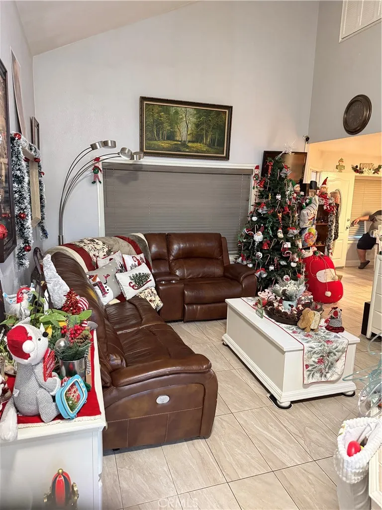 24426 Filaree, Moreno Valley, California 92551 home-pic-20