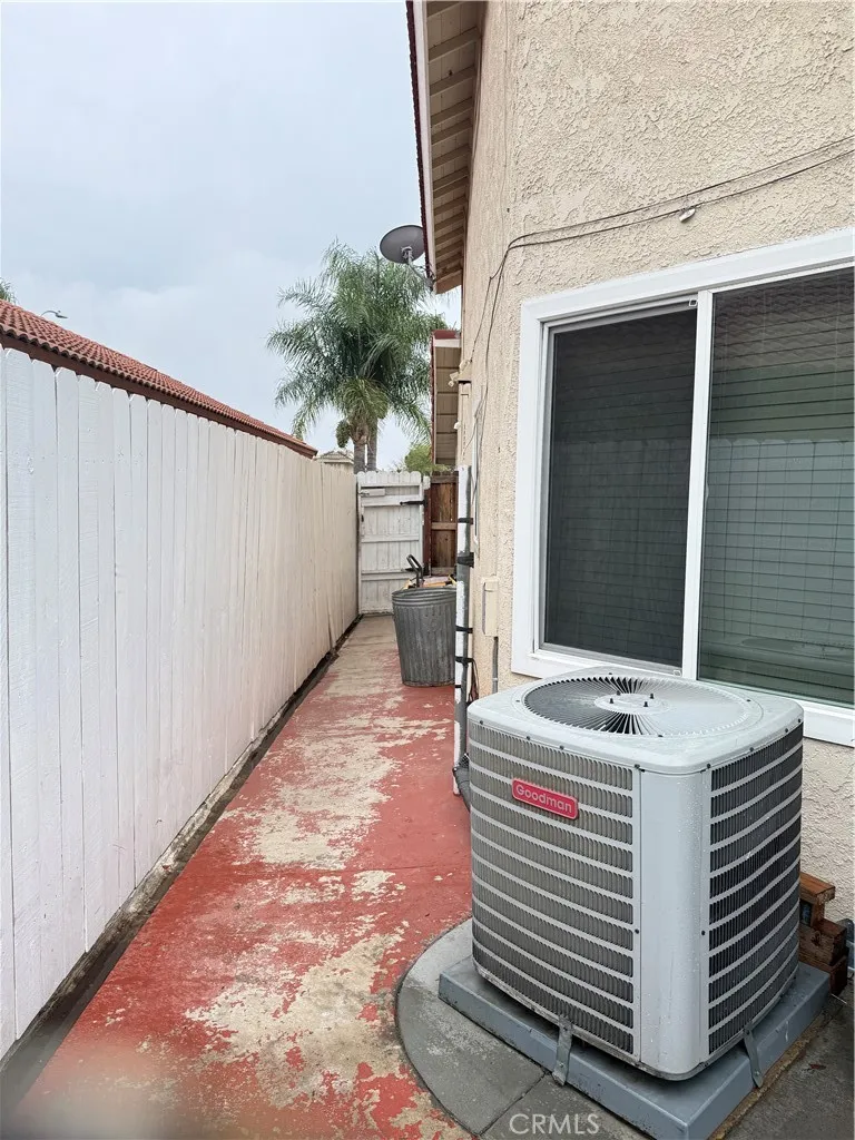 24426 Filaree, Moreno Valley, California 92551 home-pic-31