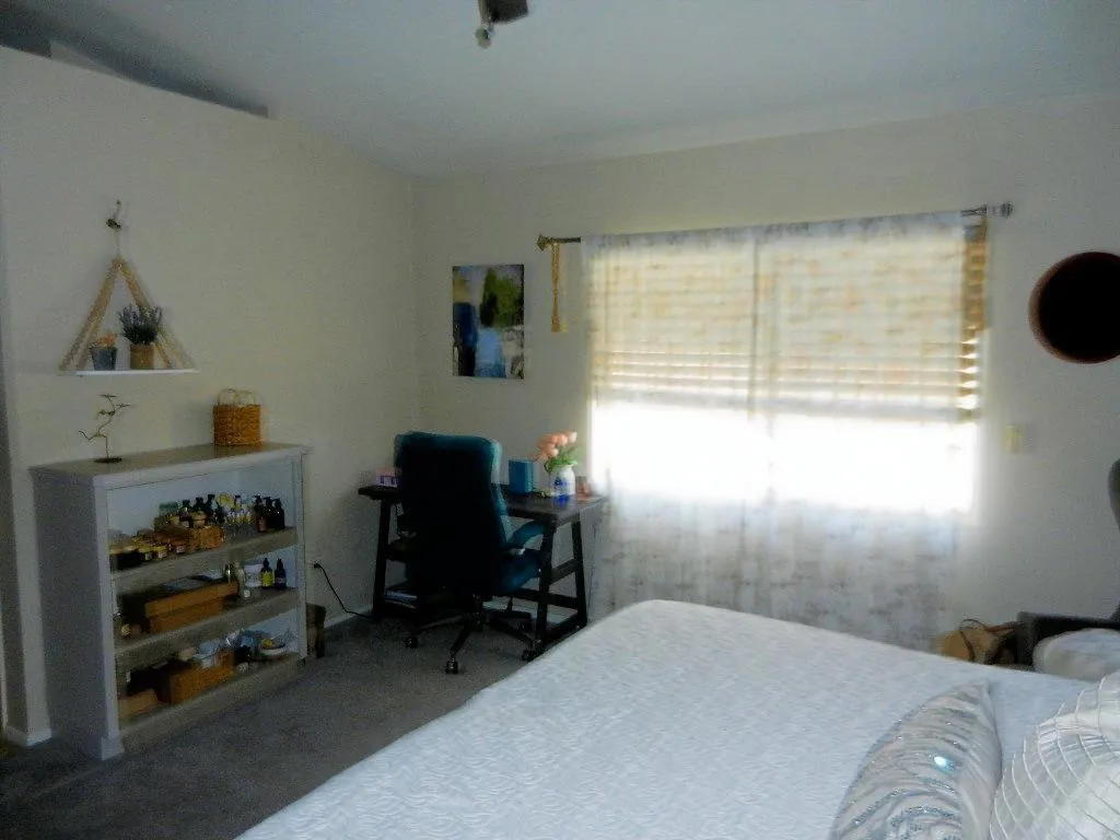81300 Avenida Gaviota, Indio, California 92201 home-pic-19