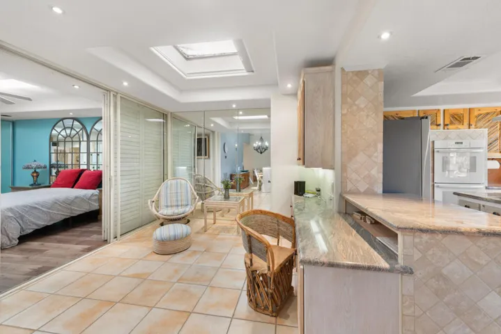 13_357_San_Remo_St13_mls