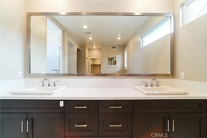 6 Transport, Tustin, California 92782