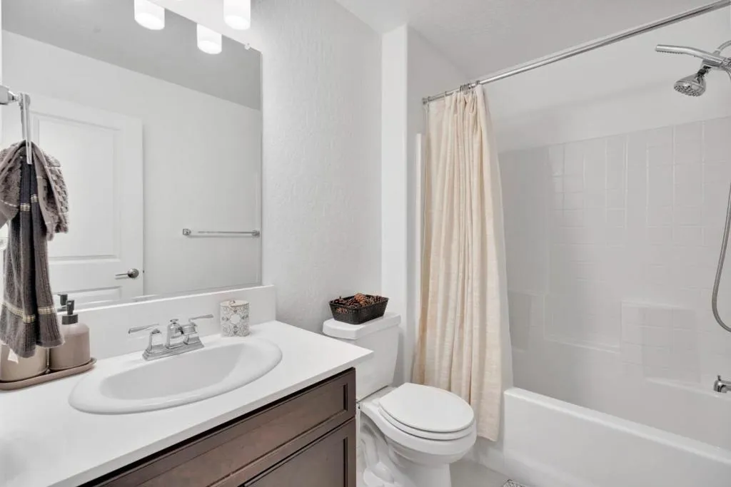 888 Descanso Ave, Clovis, California 93619 home-pic-11