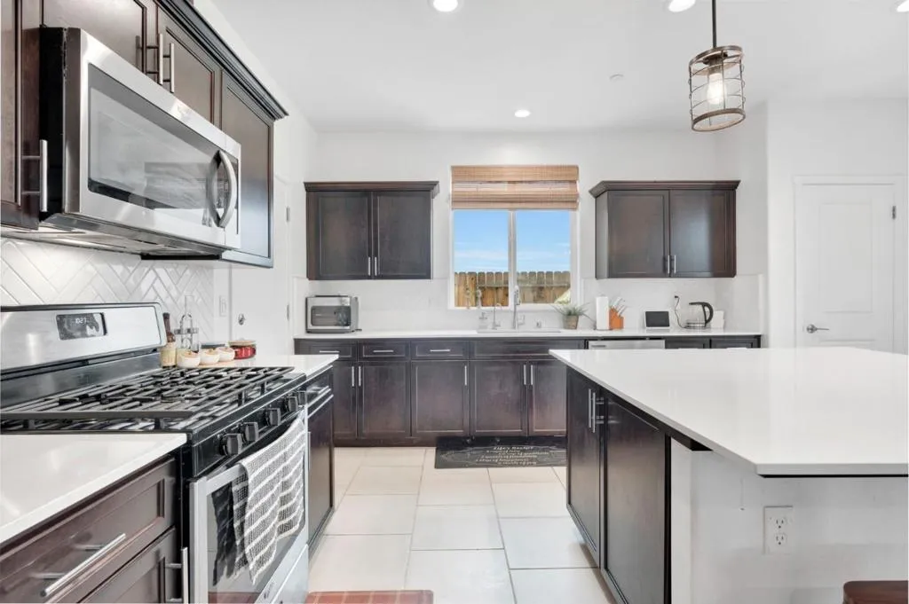 888 Descanso Ave, Clovis, California 93619 home-pic-9