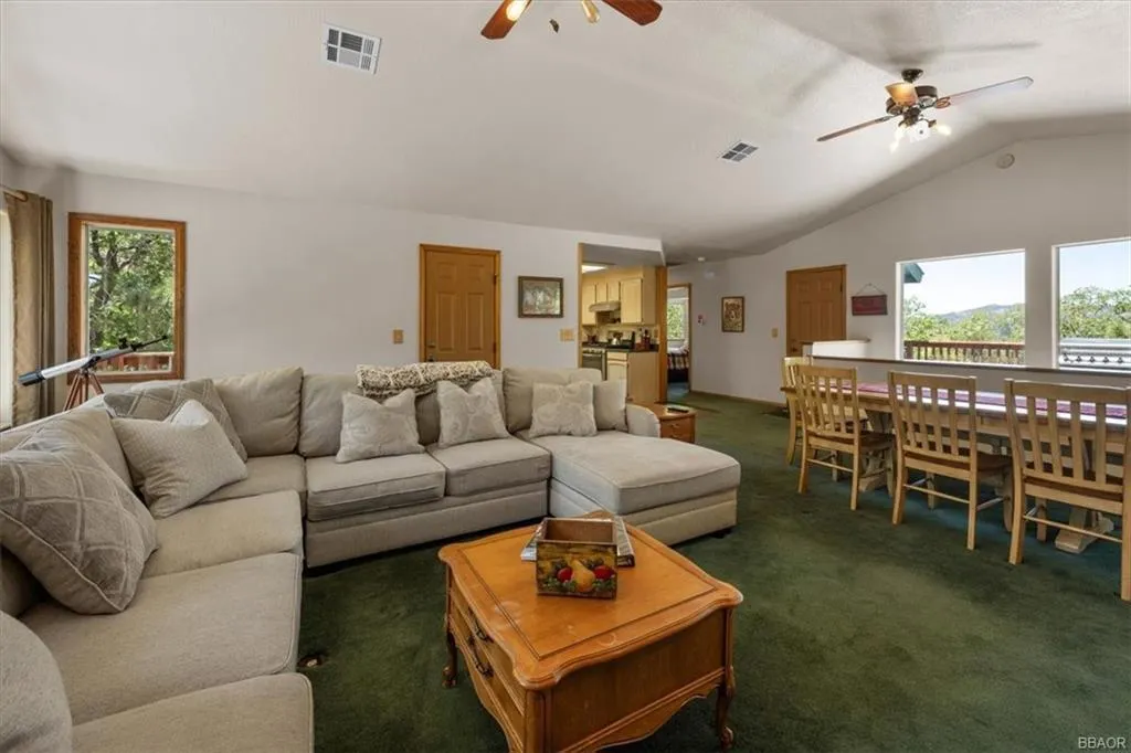 1396 La Crescenta Drive, Big Bear, California 92314 home-pic-5
