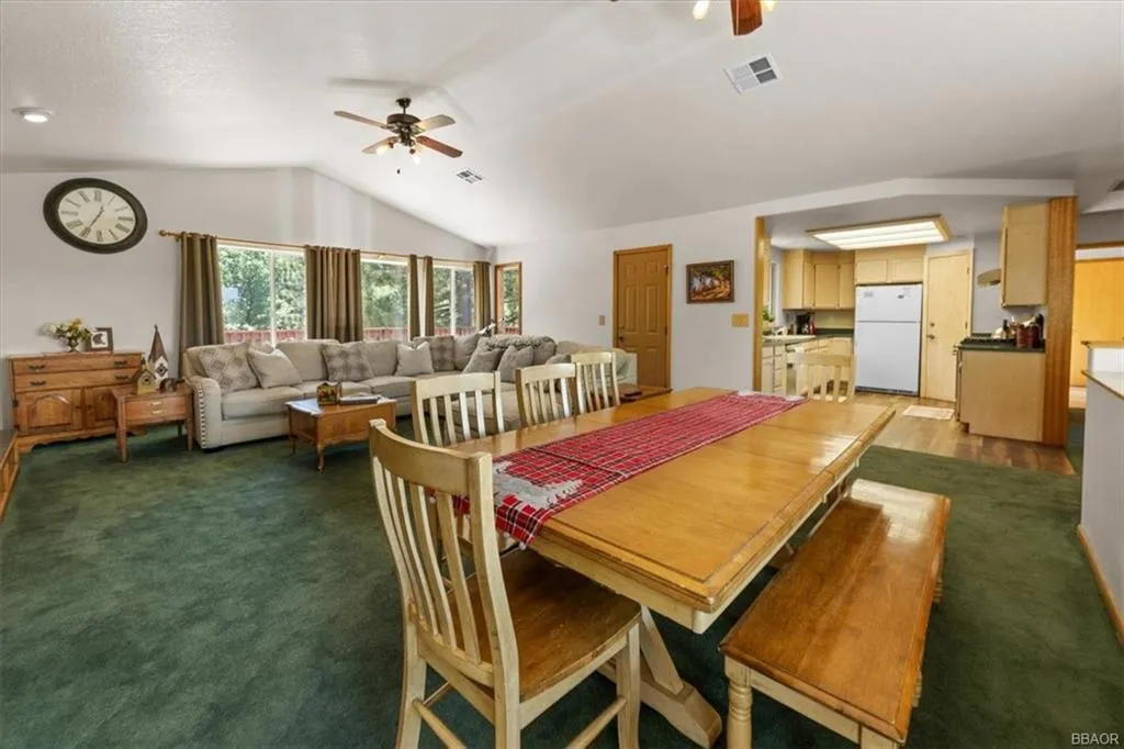 1396 La Crescenta Drive, Big Bear, California 92314 home-pic-6