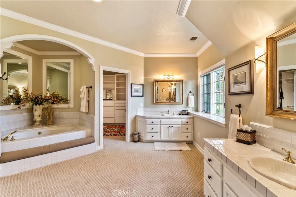 699 Brentwood, Lake Arrowhead, California 92352 home-pic-15