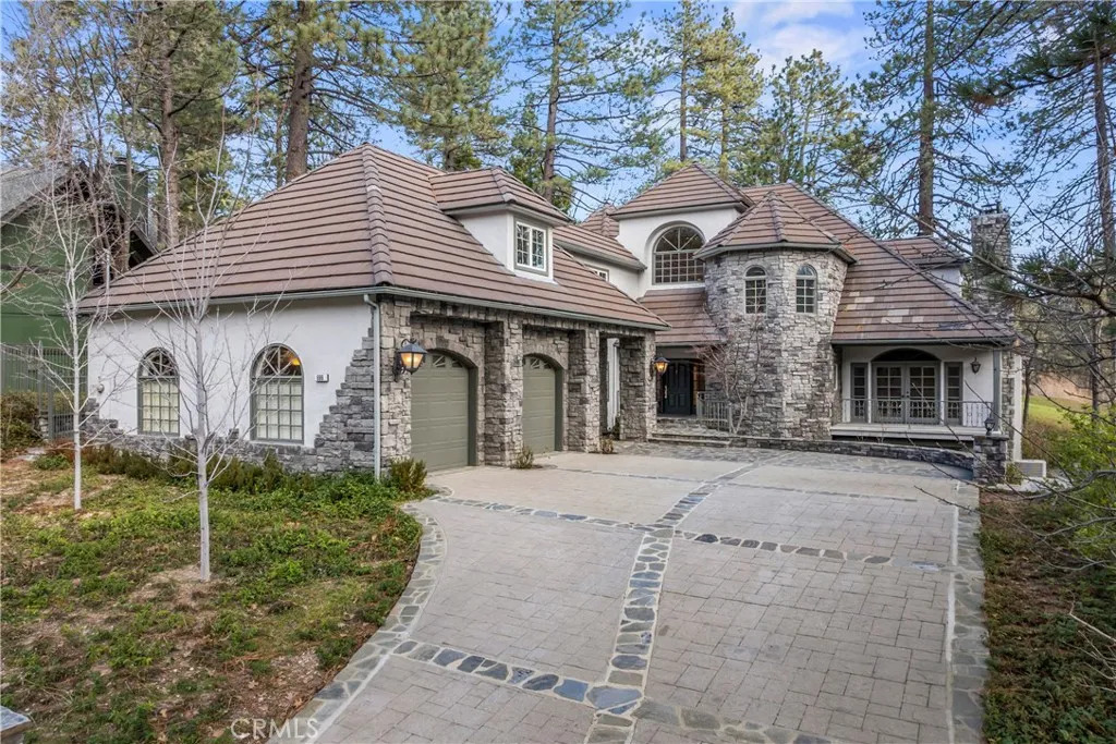 699 Brentwood, Lake Arrowhead, California 92352 home-pic-26