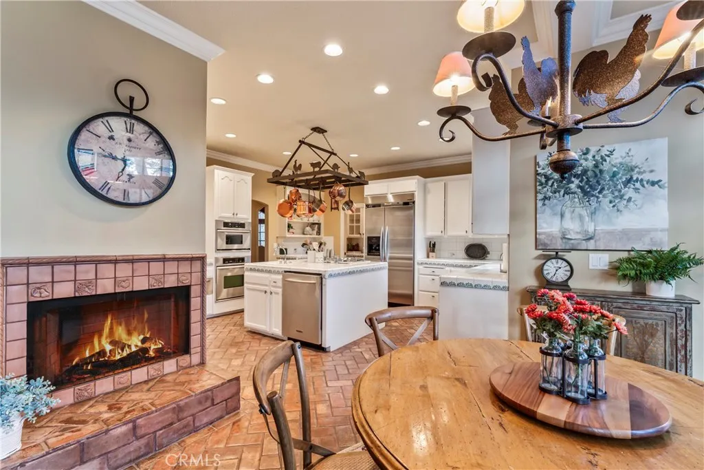 699 Brentwood, Lake Arrowhead, California 92352 home-pic-8