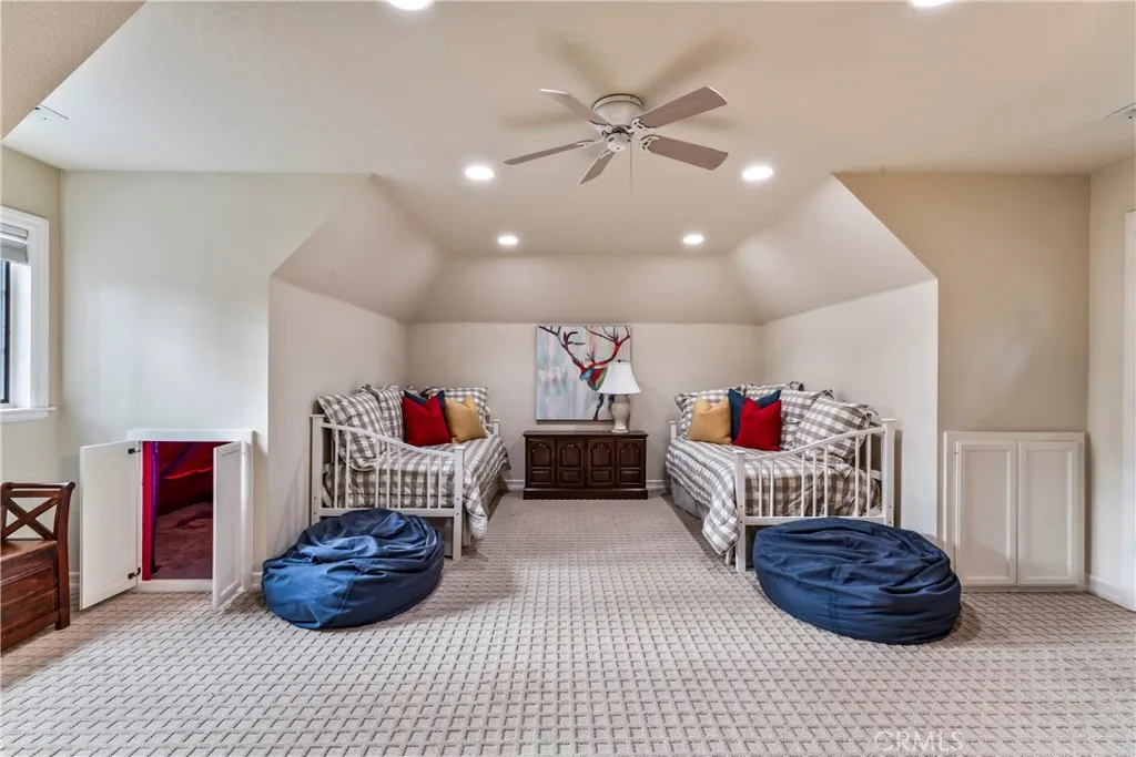 699 Brentwood, Lake Arrowhead, California 92352 home-pic-20