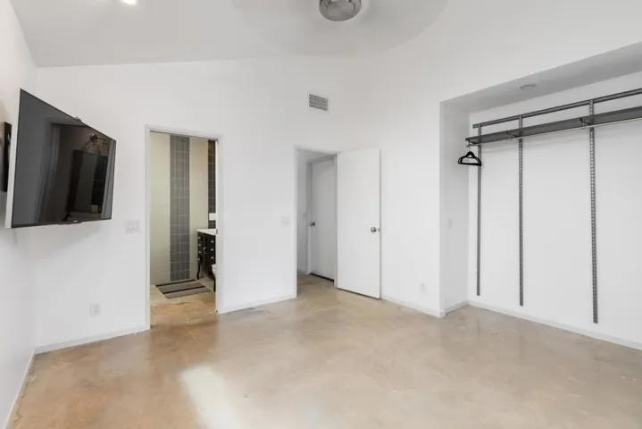 2175 S Pebble Beach Dr-39