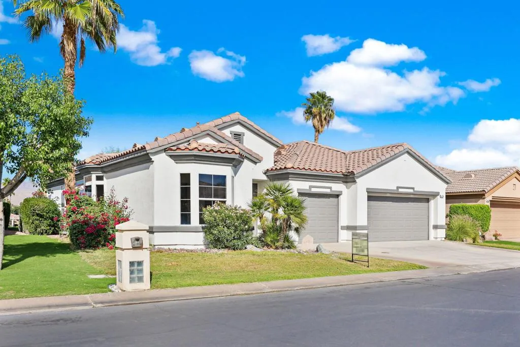 44584 S Heritage Palms Drive, Indio, California 92201 home-pic-2