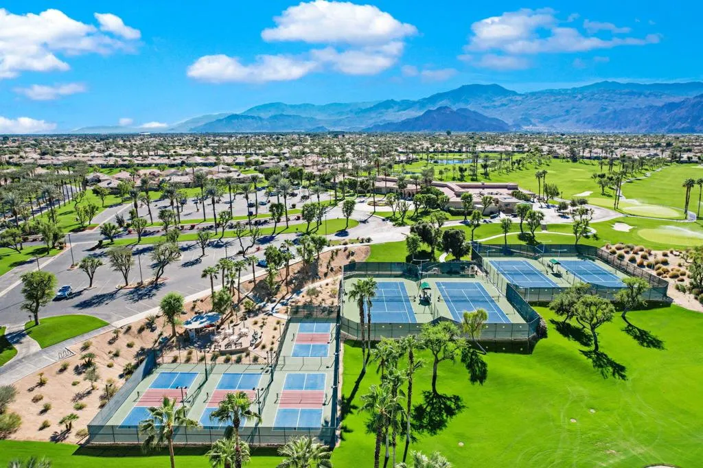 44584 S Heritage Palms Drive, Indio, California 92201 home-pic-40