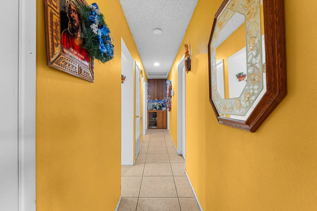 13547 Caliente Drive, Desert Hot Springs, California 92240 home-pic-14