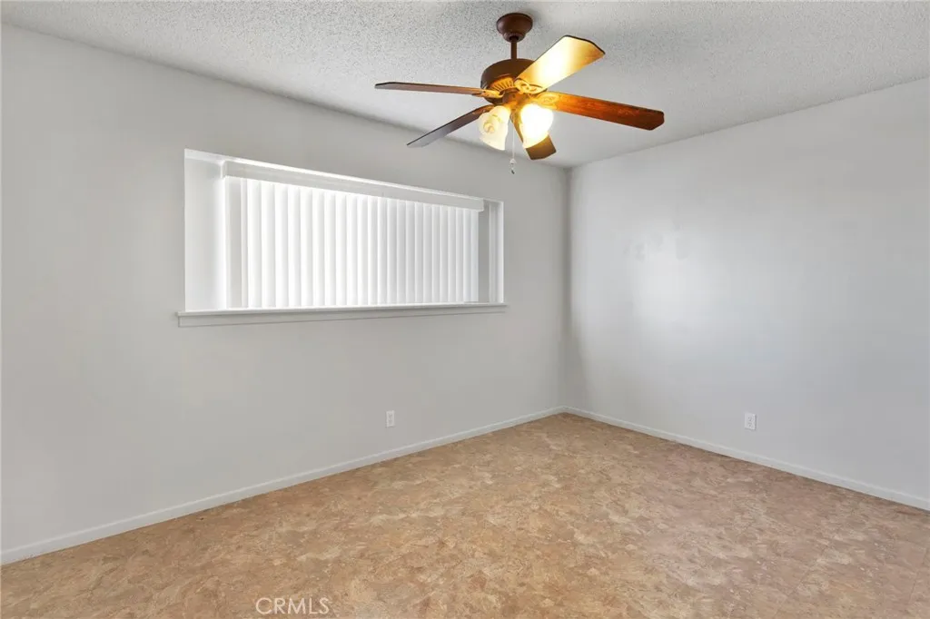 16257 Avalon, Victorville, California 92395 home-pic-28