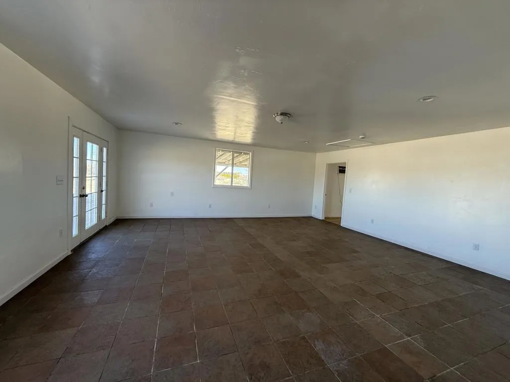 1176 Belfield Boulevard, Landers, California 92285 home-pic-11