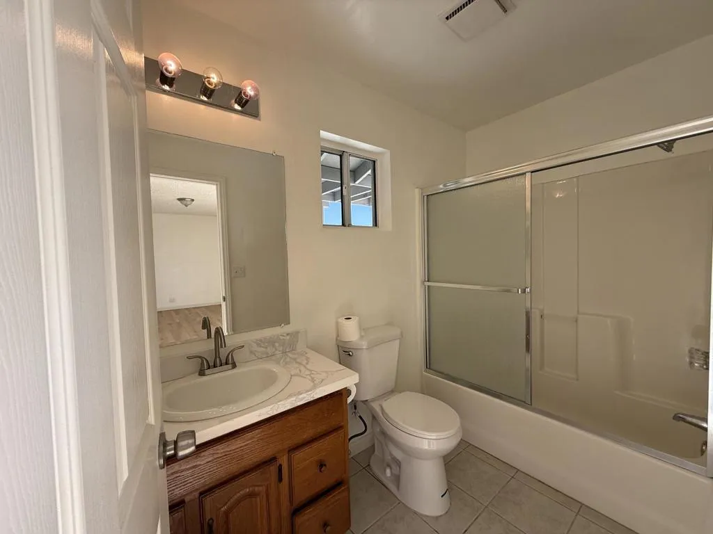 1176 Belfield Boulevard, Landers, California 92285 home-pic-19