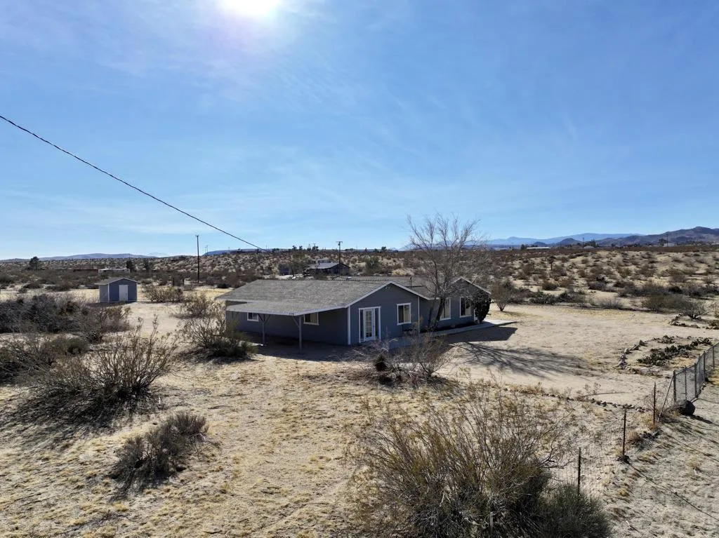 1176 Belfield Boulevard, Landers, California 92285 home-pic-2