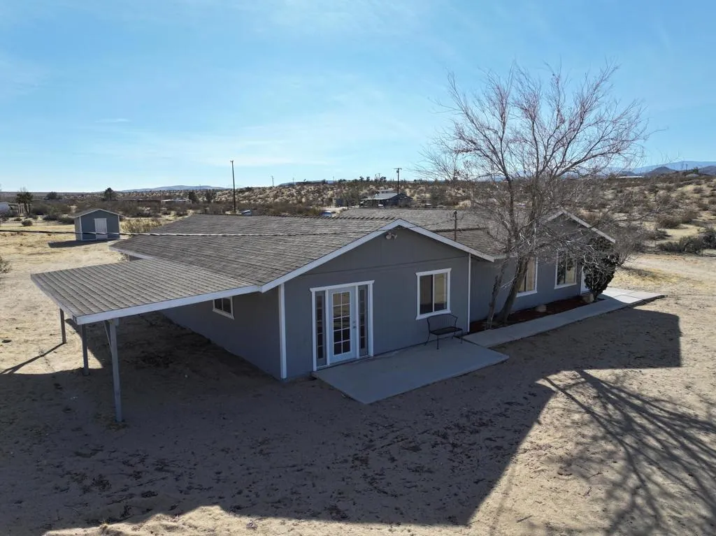 1176 Belfield Boulevard, Landers, California 92285 home-pic-3