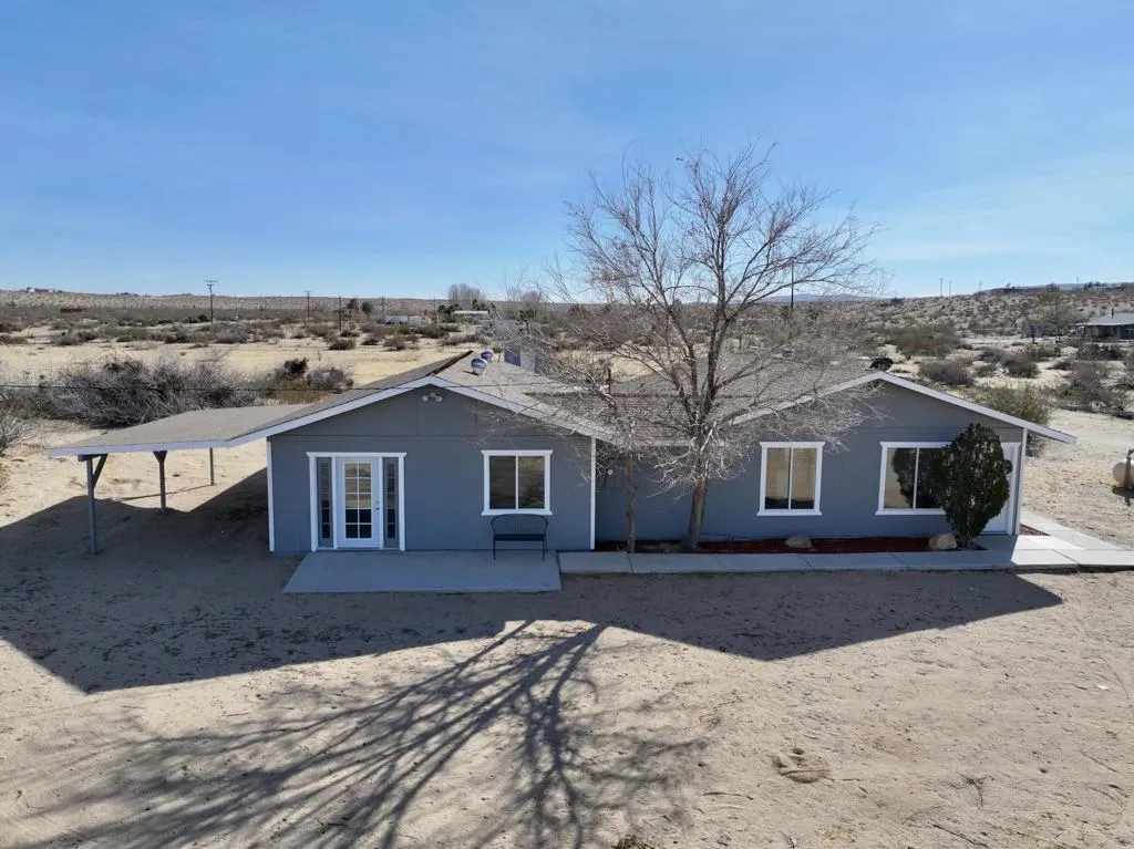 1176 Belfield Boulevard, Landers, California 92285 home-pic-1