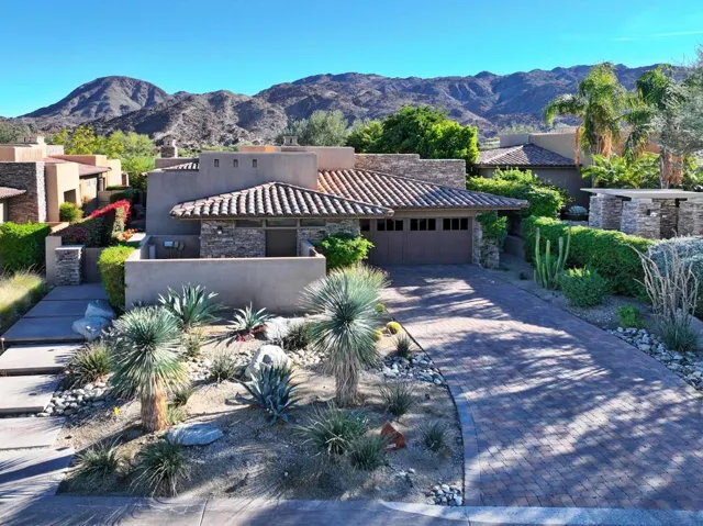 49-482 DESERT BARRANCA TRAIL 01