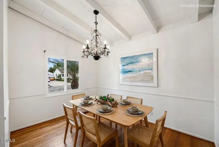 Dining Room Virtually Staged