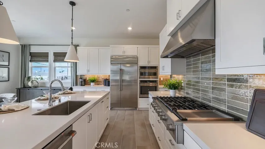 Photos shown are of model only- not actual homesite.