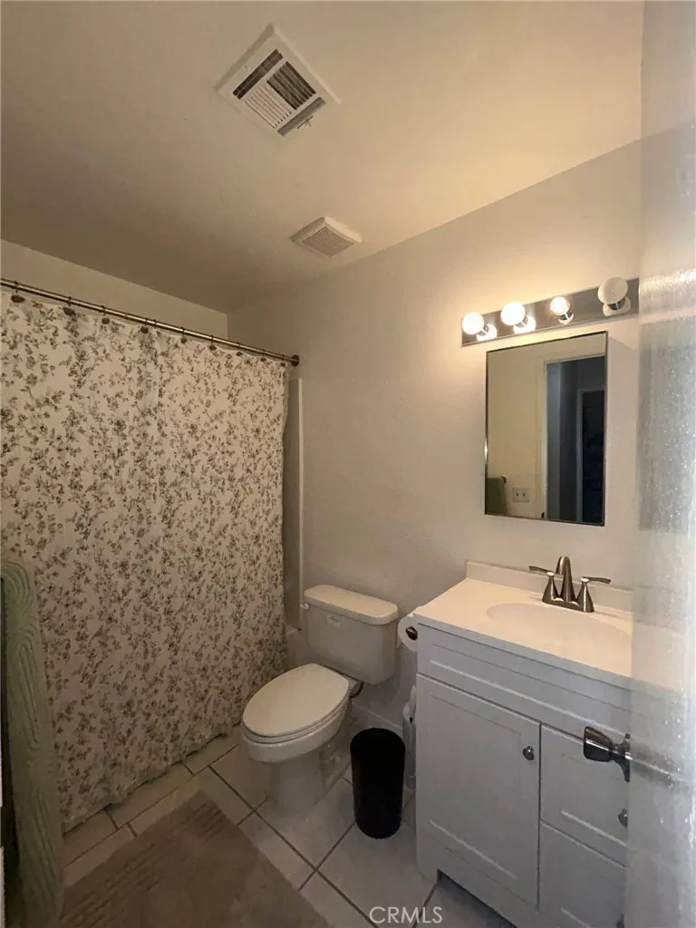 13322 Via Real, Desert Hot Springs, California 92240 home-pic-11