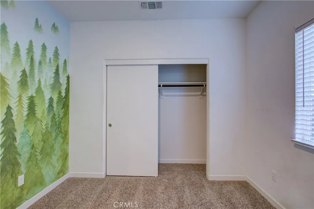 1705 Spadafore Street, Los Banos, California 93635 home-pic-24