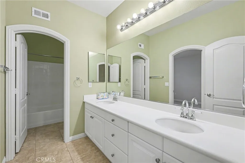 8494 Maruyama, Hemet, California 92545 home-pic-26