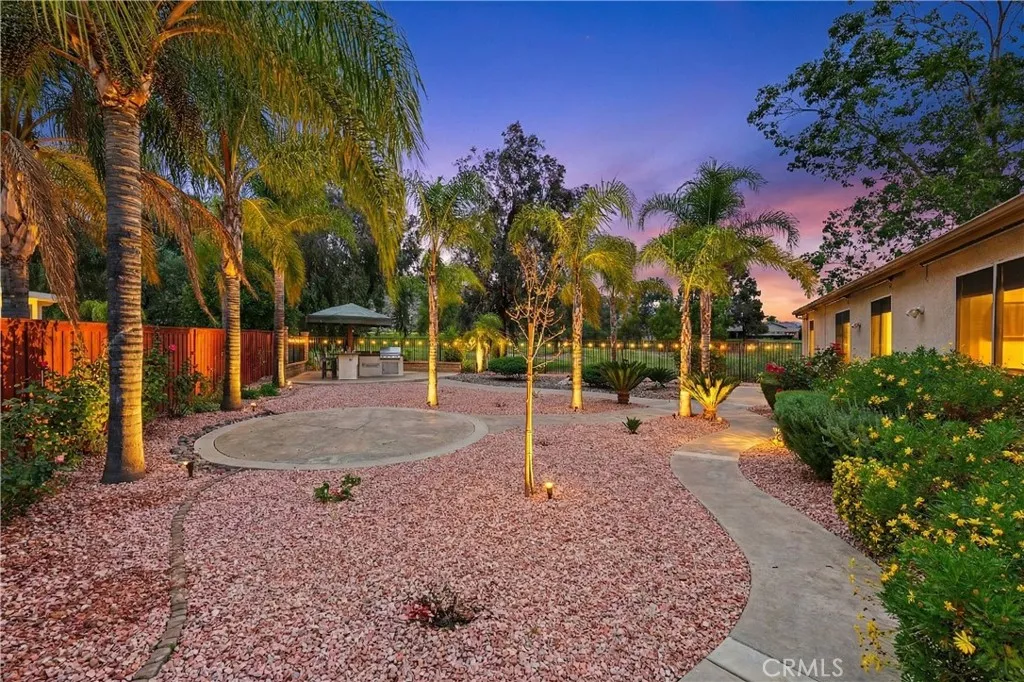 8494 Maruyama, Hemet, California 92545 home-pic-17