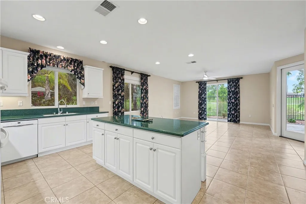 8494 Maruyama, Hemet, California 92545 home-pic-45