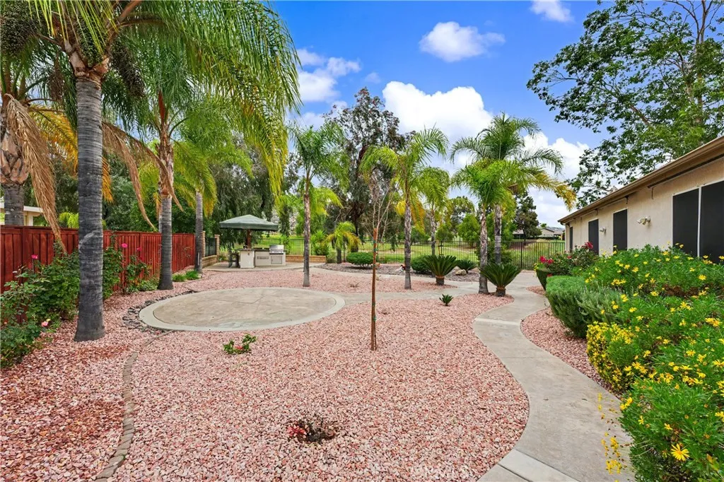 8494 Maruyama, Hemet, California 92545 home-pic-16