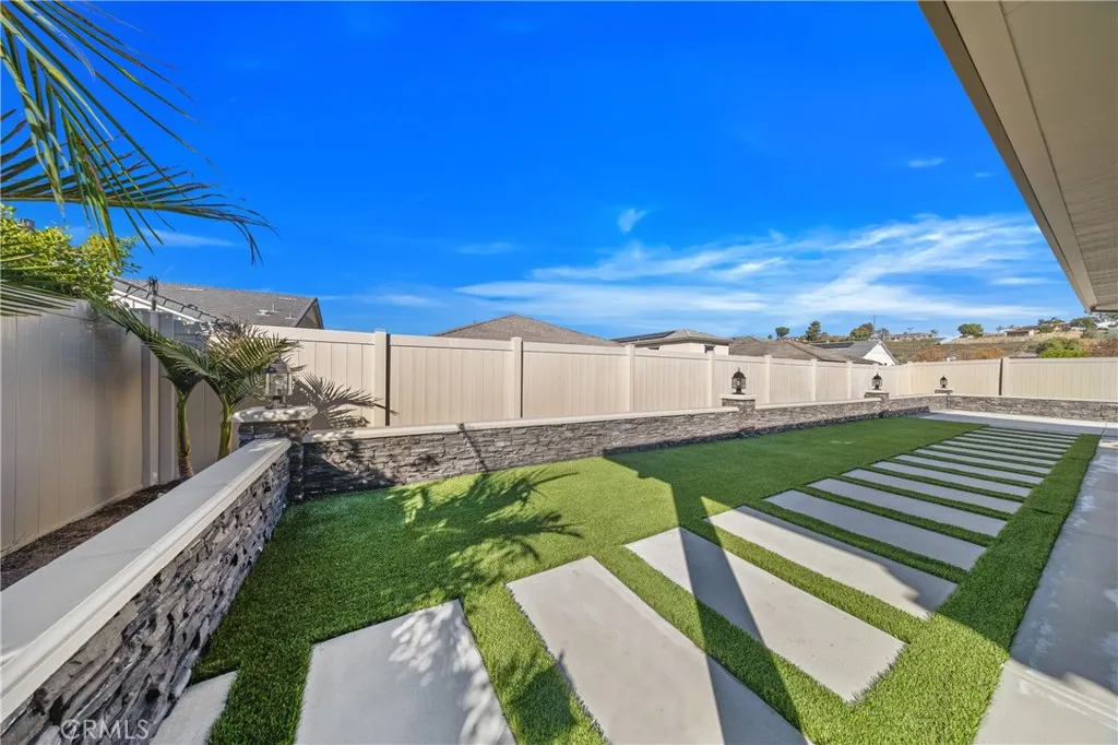 32587 Cert Street, Wildomar, California 92595 home-pic-59