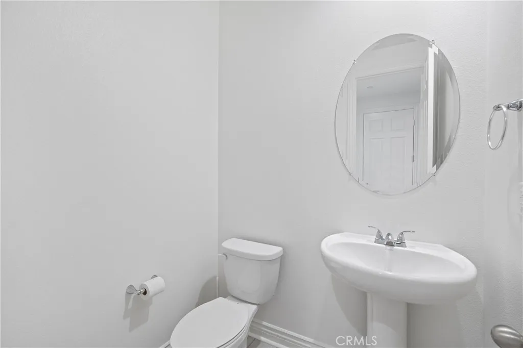 32587 Cert Street, Wildomar, California 92595 home-pic-50