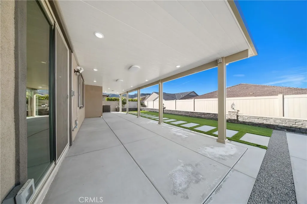 32587 Cert Street, Wildomar, California 92595 home-pic-10