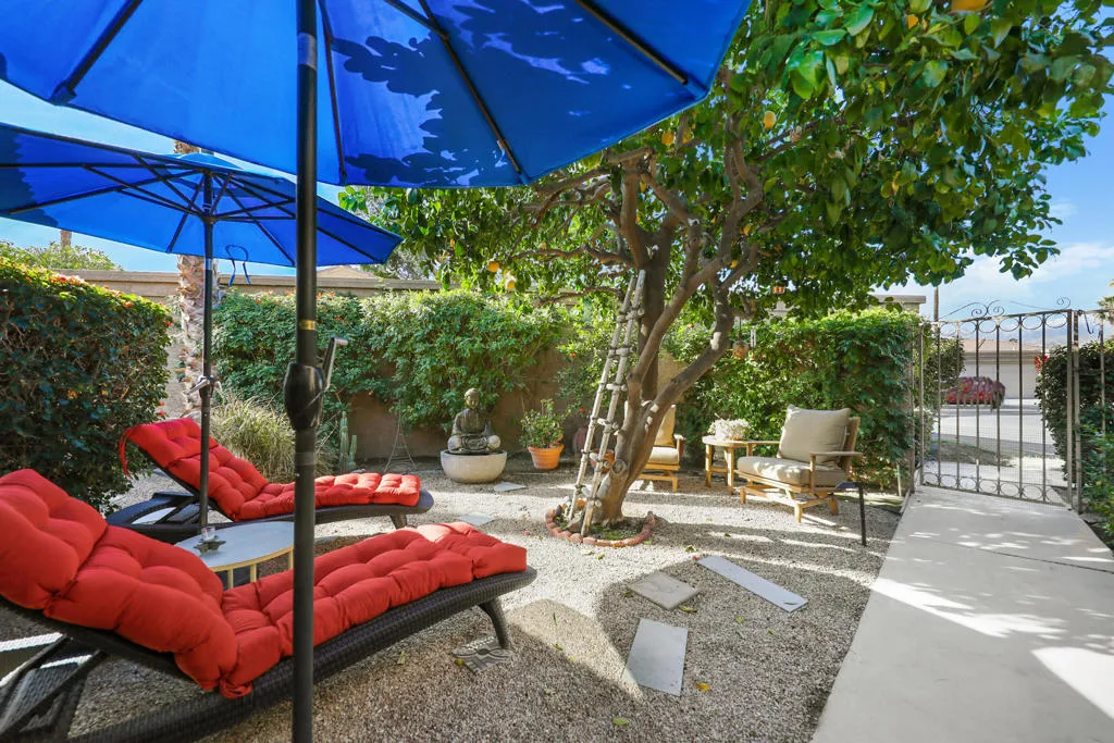 44049 Vigo Court, Palm Desert, California 92260 home-pic-22
