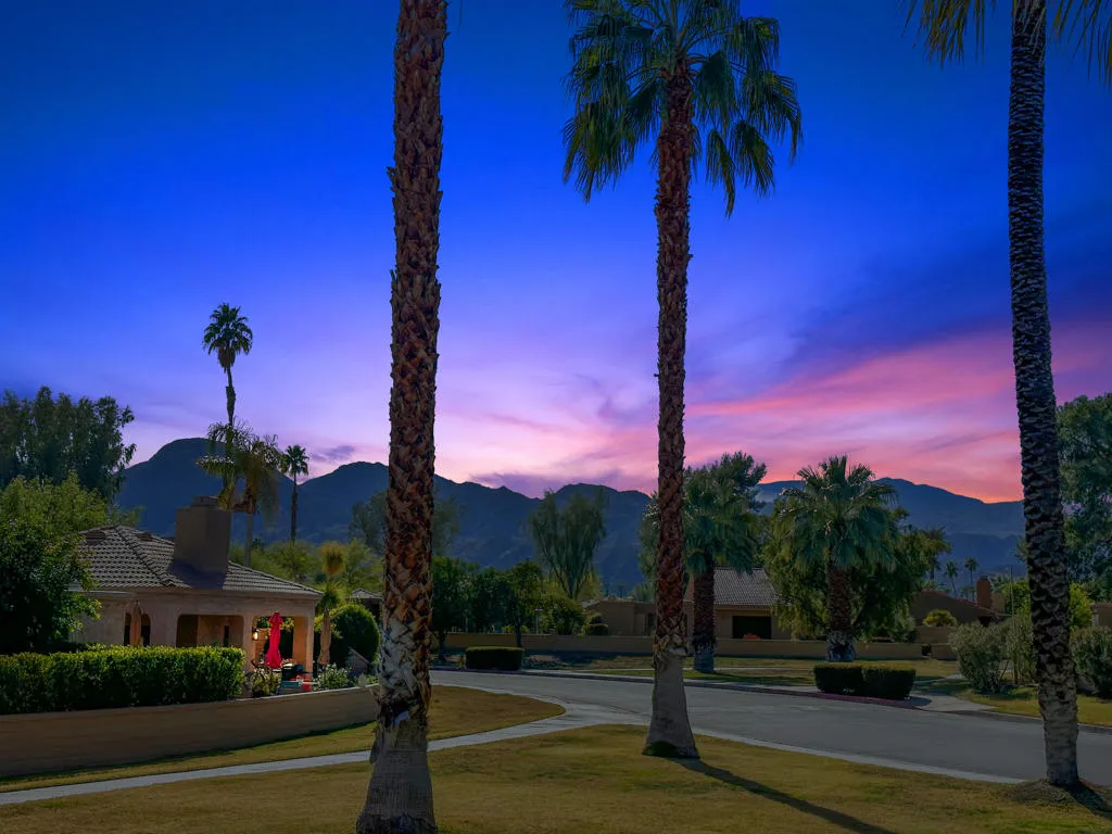 44049 Vigo Court, Palm Desert, California 92260 home-pic-37