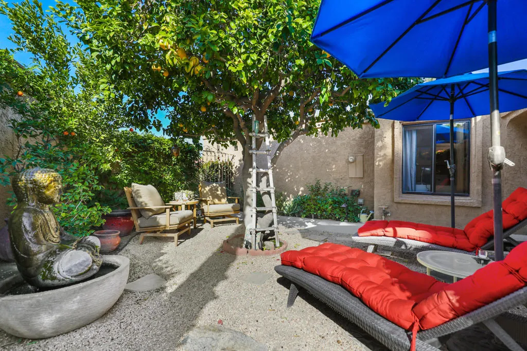 44049 Vigo Court, Palm Desert, California 92260 home-pic-3