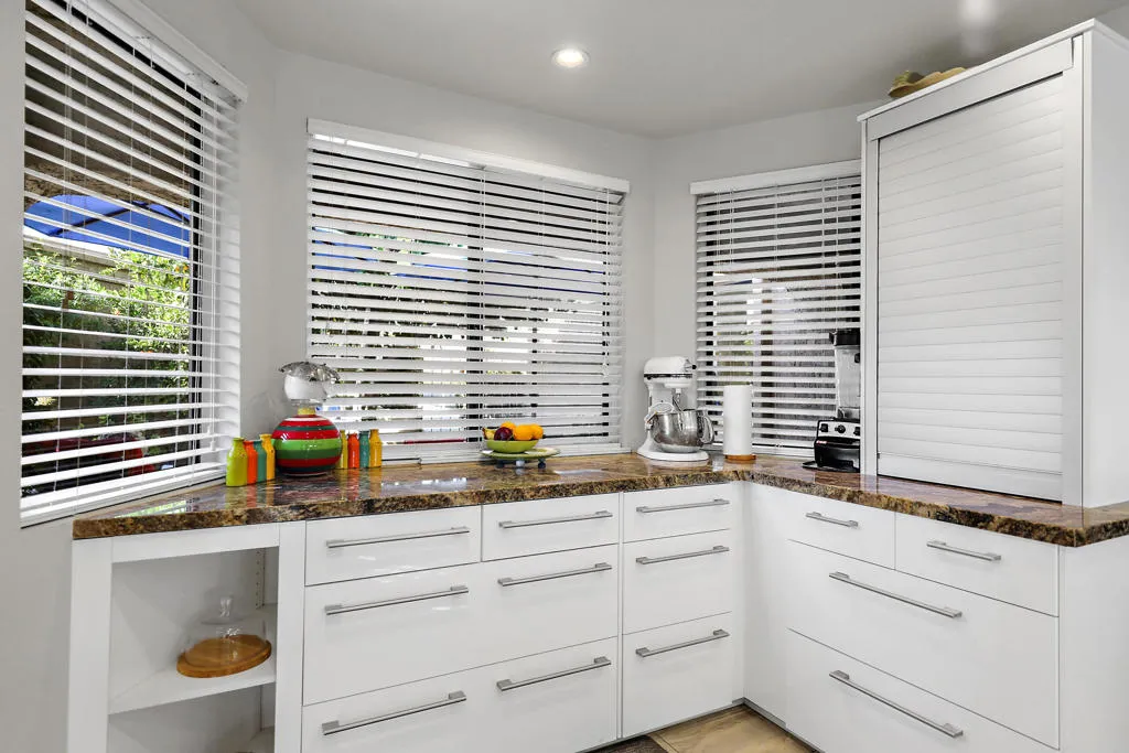 44049 Vigo Court, Palm Desert, California 92260 home-pic-2