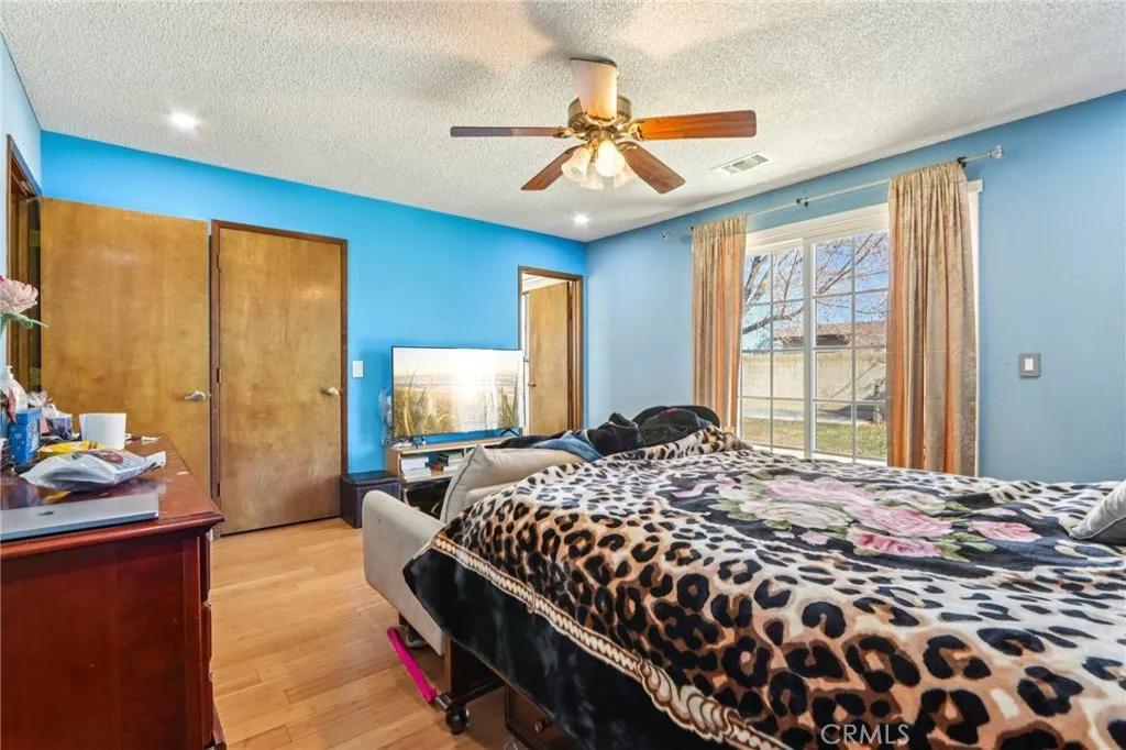 14057 Crow, Apple Valley, California 92307 home-pic-19