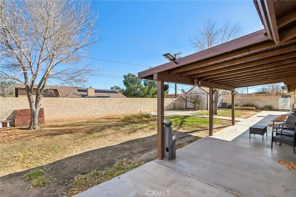 14057 Crow, Apple Valley, California 92307 home-pic-27
