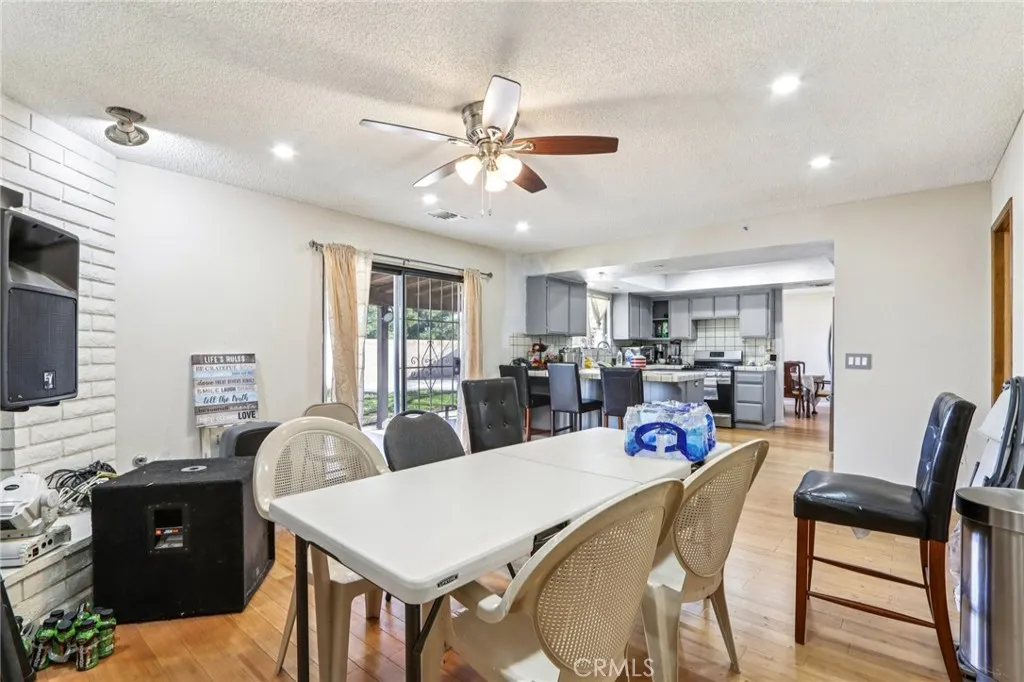 14057 Crow, Apple Valley, California 92307 home-pic-12