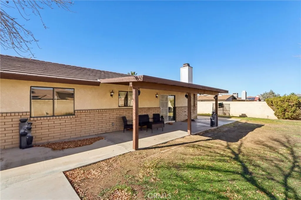 14057 Crow, Apple Valley, California 92307 home-pic-26