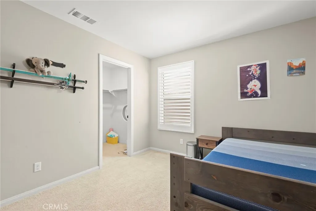 2855 E Howlett Ln, Ontario, California 91762 home-pic-45