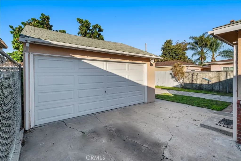12233 Academy, Artesia, California 90701 home-pic-40